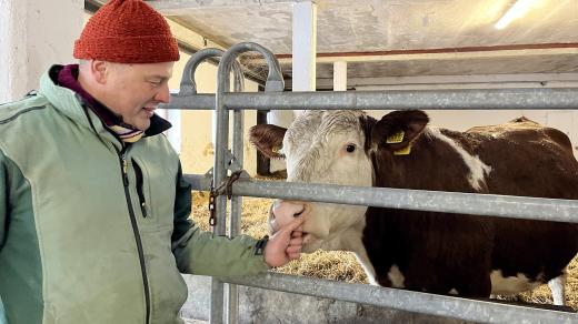 Petr Herynek na své farmě