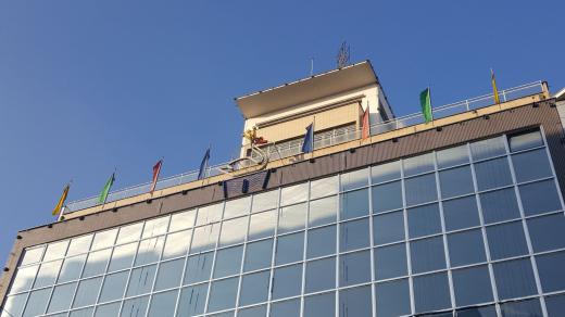 Obchodnímu domu Bílá labuť předcházel hostinec U Bílé labutě