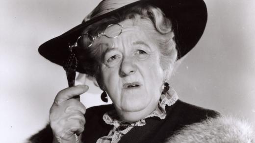 Margaret Rutherford jako Slečna Marplová