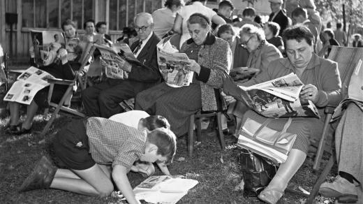 60. léta v Parku kultury a oddechu Julia Fučíka, dnešní Výstaviště. Na Den tisku, rozhlasu a televize se konaly různé zábavní akce. K dispozici byla zdarma řada tiskovin