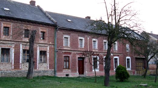 Odrlická náves je překrásnou ukázkou stavitelství hanáckých statků