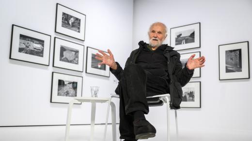 Fotograf Josef Koudelka a jeho výstava Ikonar ve švýcarském Laussanne