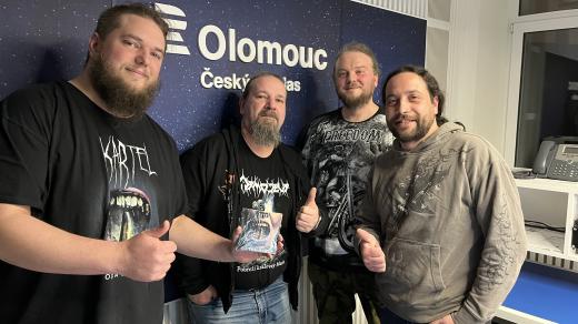 Skupina Kartel se svým albem Ostrá slova ve studiu Českého rozhlasu Olomouc