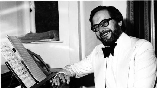 Hudební skladatel a dirigent Ron Goodwin