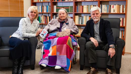 Manželé Pavlovi na návštěvě Heleny Kocourové