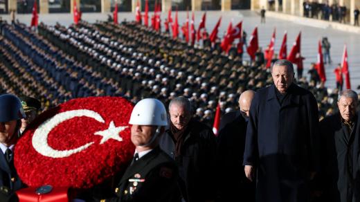 Turecký prezident Recep Tayyip Erdogan během oslav na připomínku 84 let od úmrtí zakladatele moderního Turecka Mustafy Kemala, 10. listopadu 2022