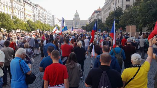 Demonstrace na Václavském náměstí proti vládě Petra Fialy