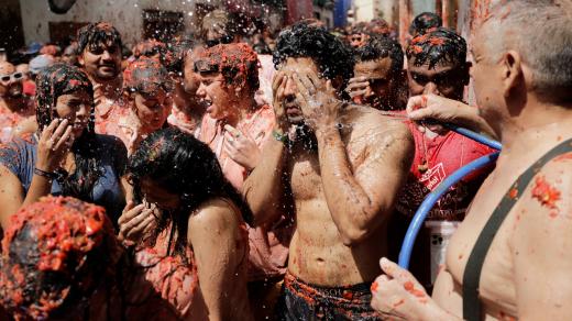 Rajčatová bitva „La Tomatina“ ve španělském Bunolu