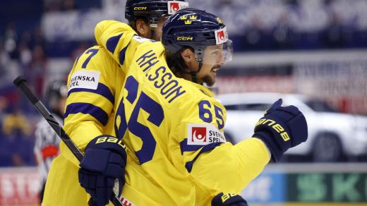 Erik Karlsson je nejlepším obráncem letošního šampionátu