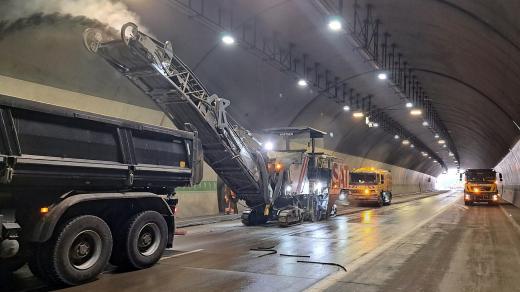 Dálniční tunel Valík se opravuje