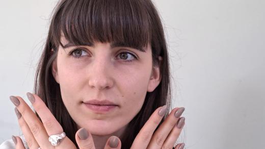 Magdalena Šťastníková se svými šperky