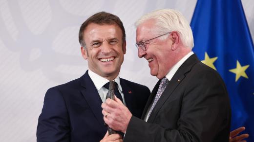 Francouzský prezident Emmanuel Macron a jeho německý protějšek Frank-Walter Steinmeier v Münsteru