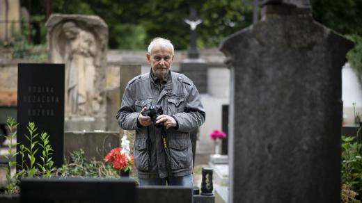 Miloš Dvořák mapuje hroby slavných osobností