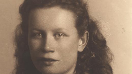 Jarmila Hermanová ve čtrnácti letech
