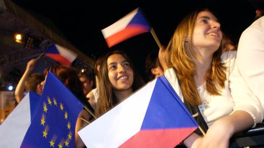 Češi vítají vstup do EU, Staroměstské náměstí 1. května 2004