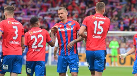 Fotbalisté Plzně slaví gól