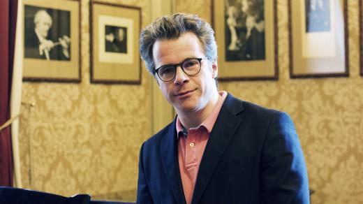 Dirigent Jakub Hrůša v Rudolfinu