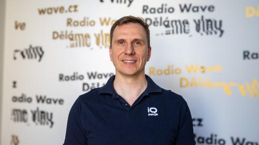 učitel pohybu Daniel Müller, host podcastu Houpačky