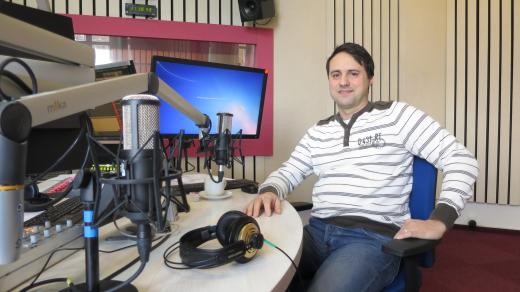 MUDr. Martin Čelko ve studiu Českého rozhlasu Hradec Králové