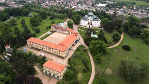 Královéhradecký kraj udělil už počtvrté ceny Hereditas obligat za záchranu památek v regionu - Kinská dal Borgo - areál zámku Karlova Koruna