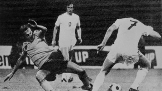 Antonín Panenka (č.7) s Johanem Neeskensem během Eura 1976