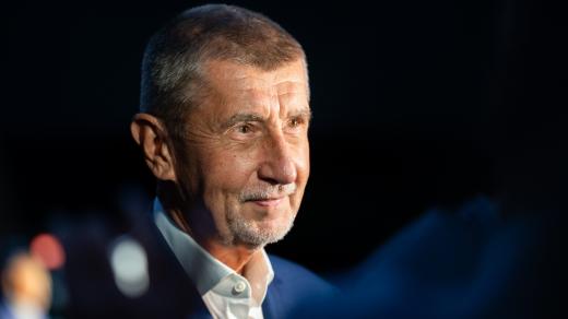 Předseda hnutí ANO Andrej Babiš ve volebním štábu strany