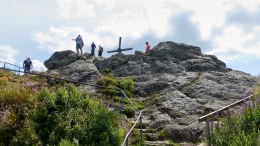 Vrchol hory Ostrý na Šumavě
