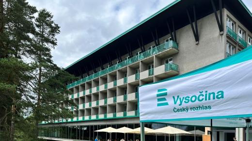 Hotel Medlov slaví 90 let od kolaudace původního prvorepublikového a 50 let od otevření nového hotelu