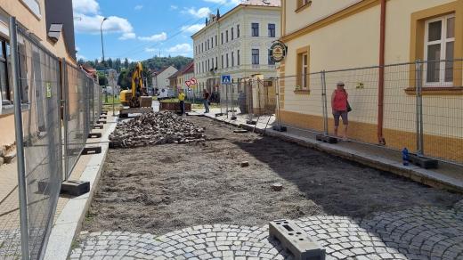 V Plané začala rekonstrukce ulice Dukelských hrdinů