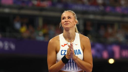 Tyčkařka Amálie Švábíková zažila v Paříži životní závod. V olympijském finále obsadila pátou příčku