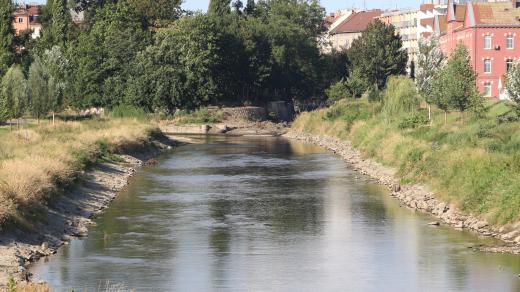 Pohled k soutoku Moravy a Bystřice