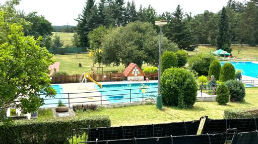 Koupaliště ve Zvíkovském Podhradí