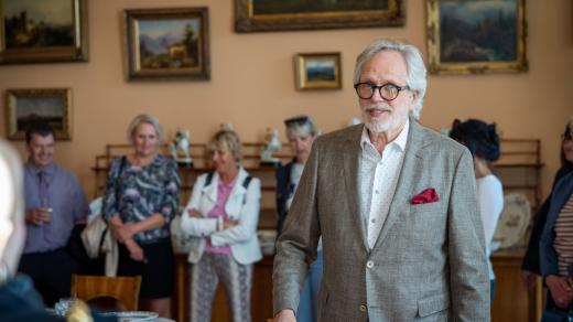 František Kinský zve na Nový zámek v Kostelci nad Orlicí