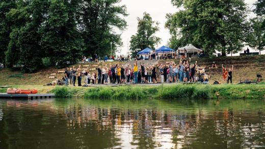 Festival Náplavka k světu. se koná od 23. srpna do 14. září