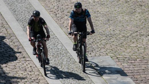 cyklisté, ilustrační foto