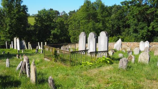Židovský hřbitov v Polici