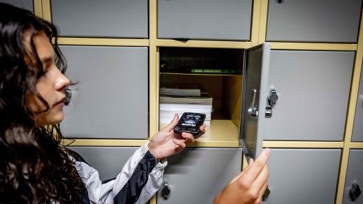 Zákaz mobilů ve školách