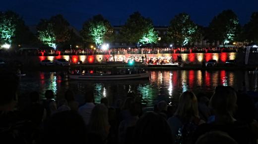 Open air koncert Filharmonie Hradec Králové na městské náplavce