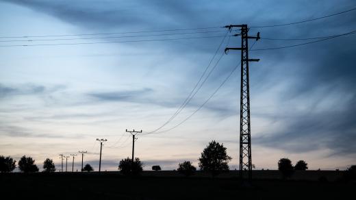 elektrické vedení, ilustrační foto