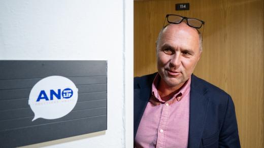 Petr Koleta (ANO) před povolebním vyjednávání o možné spolupráci mezi vítězem krajských voleb hnutím ANO a druhými v pořadí Silnými lídry pro kraj (ODS, KDU-ČSL, Východočeši) (23. září 2024)