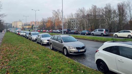 Parkování v okolí Fakultní nemocnice Lochotín