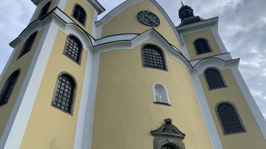 Kostel Nanebevzetí Panny Marie v Neratově