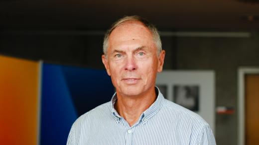 Jan Švejnar, ekonom