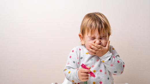 Kašlající dítě, kašel (ilustrační foto)