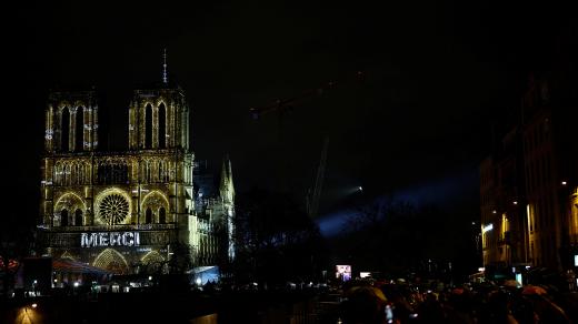 Videomapping na katedrálu Notre-Dame