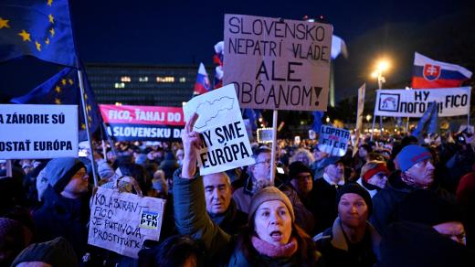 Proukrajinský a protivládní protest v Bratislavě