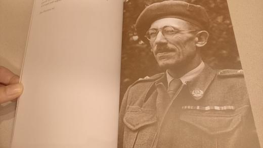 gen JUDr. Jan Vančura, kniha Právo má přednost před mocí!