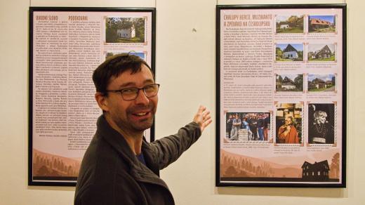 Kurátor výstavy Chalupy herců, muzikantů a zpěváků na Českolipsku a v okolí Marek Hofman