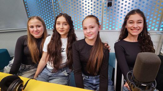 Agi, Naty, Lejla a Sofi ze skupiny Rebelky