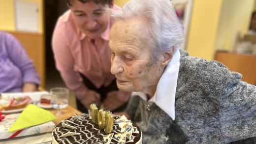 Růžena Marešová oslavila v Domově Jitřenka v Opočně své úžasné 101 narozeniny